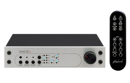 Benchmark DAC3 L Zilver vooraanzicht met afstandsbediening