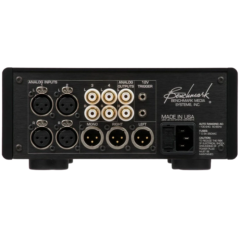 Benchmark HPA4 zwart achteraanzicht